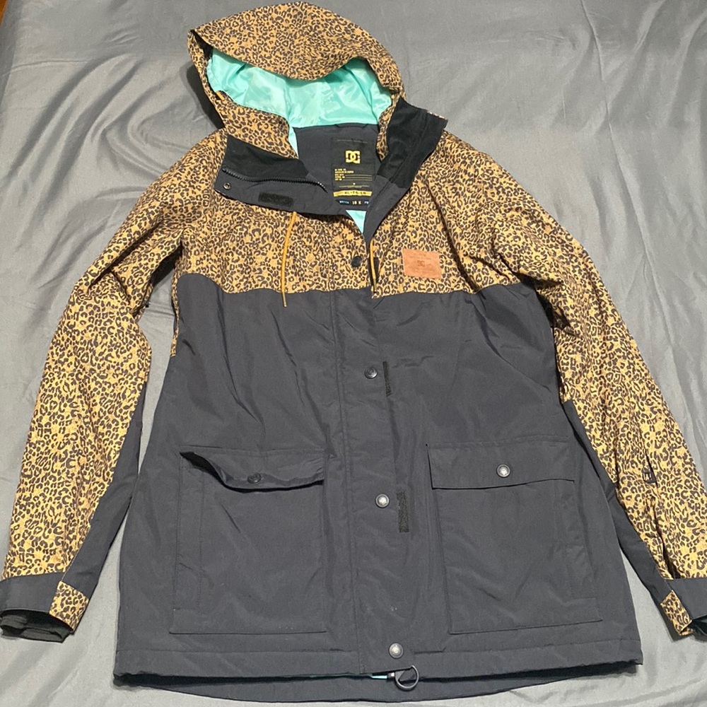 DC Women’s Snowboarding Jacket XL